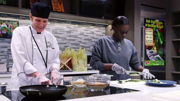 Cooking classes aim to restore health after addiction