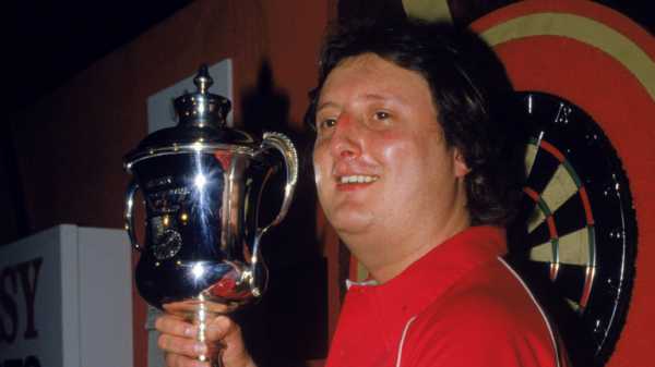 Eric Bristow was the governor of darts back in the 1980s