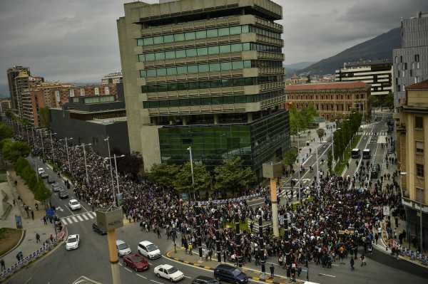 Third Day of Rallies in Spain As Men Cleared of Gang Rape Charges (PHOTO, VIDEO)
