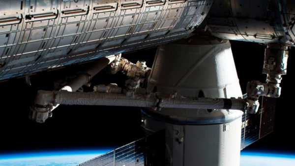 SpaceX capsule reaches space station with food, experiments