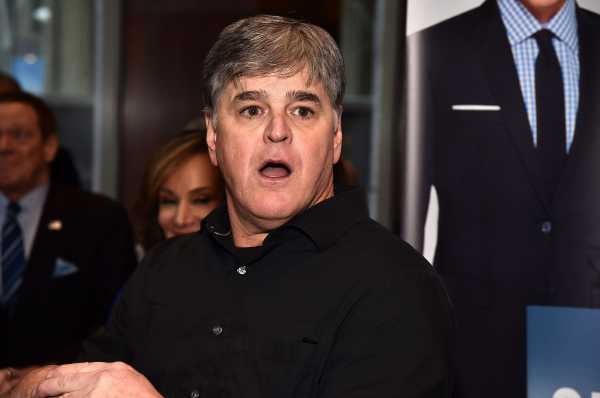 Sean Hannity claims he went to Michael Cohen for minor real estate advice