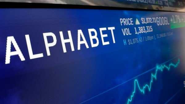 Strong ad sales boost Google parent Alphabet's 1Q earnings