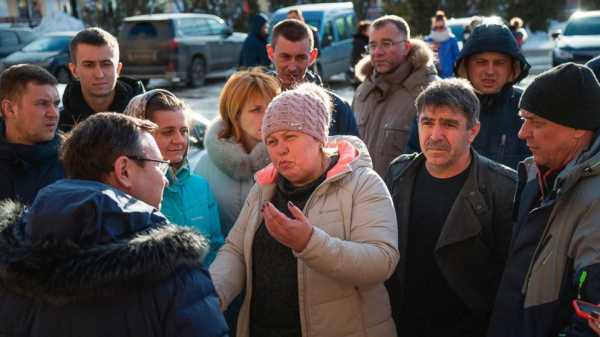 Russians protest garbage dumps blighting Moscow region