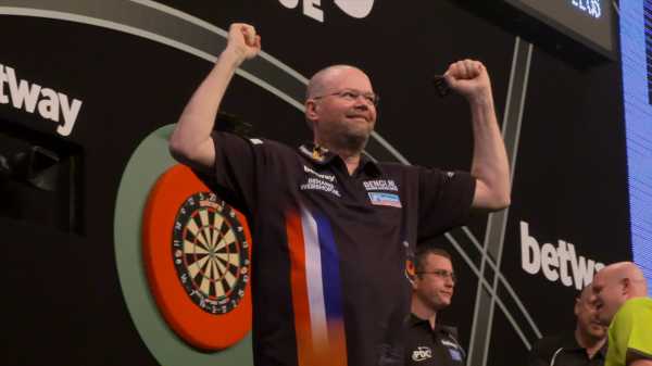 Michael van Gerwen and Raymond van Barneveld discuss their rivalry ahead of Premier League darts clash