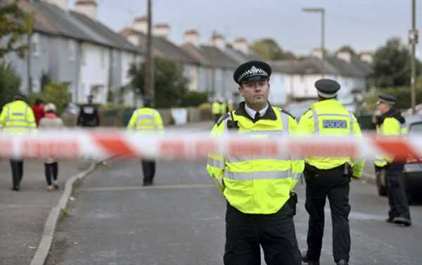 Two Teens Shot in Northwestern London - Police