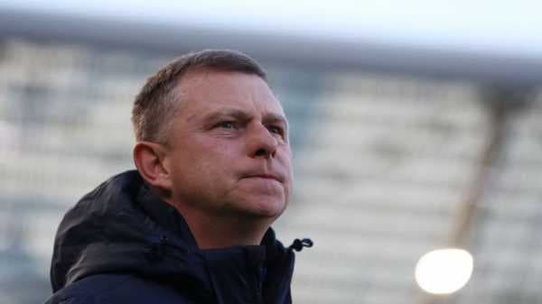 Mark Robins says Coventry can make history against Exeter 