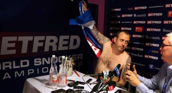 Mark Williams keeps his other promise after stripping off for his winning press conference
