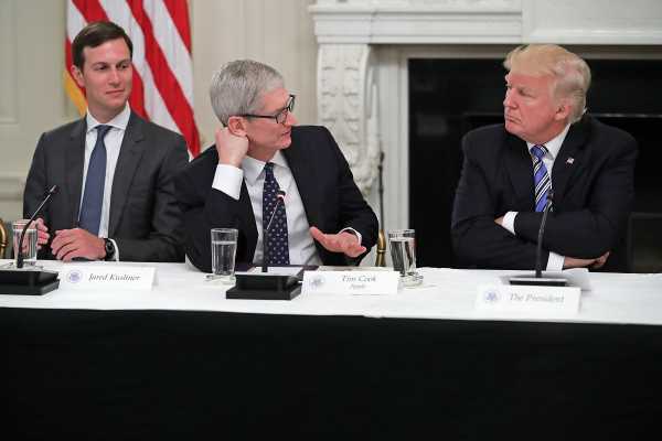 Apple took the GOP tax cut and turned it into a $100 billion stock buyback