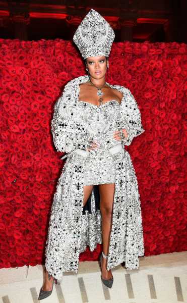 Pope Rihanna, and Other Revelations from the Catholic-Themed 2018 Met Gala | 