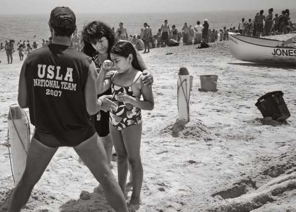 Three Decades of Lifeguards at New York’s Jones Beach | 