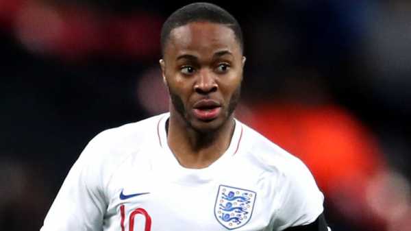 Raheem Sterling apologises to England team-mates after arriving late to training base