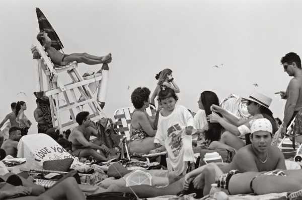 Three Decades of Lifeguards at New York’s Jones Beach | 