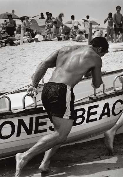 Three Decades of Lifeguards at New York’s Jones Beach | 