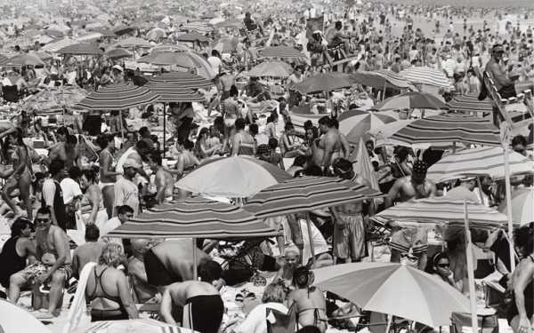 Three Decades of Lifeguards at New York’s Jones Beach | 