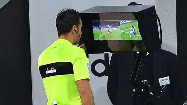 VAR at the World Cup: When can video assistant referees be used? Will fans be informed of decisions?