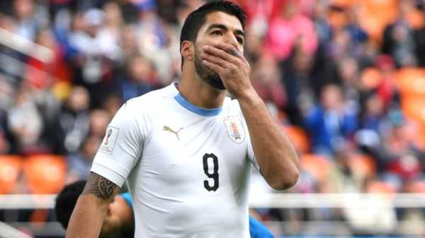 Luis Suarez struggles as Uruguay labour to victory over Egypt