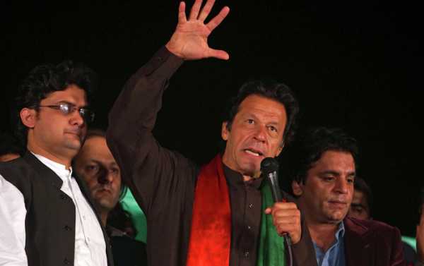 Anti-Corruption Crusader Imran Khan ‘Represents Change’ to Pakistanis - Scholar