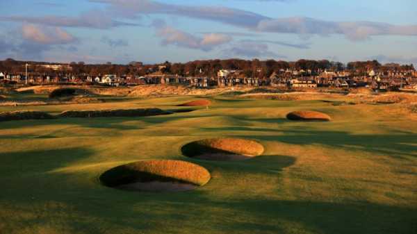 Hole-by-hole course guide for Carnoustie, the 2018 Open venue