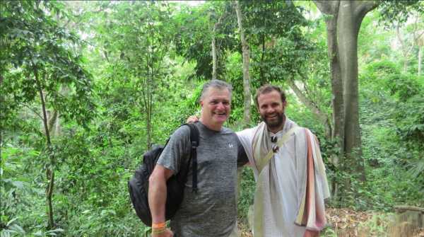 This Manchester United fan bumped into Juan Mata in a Colombian jungle