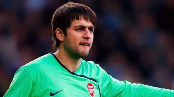 Lukasz Fabianski urges West Ham to forget about summer spending spree