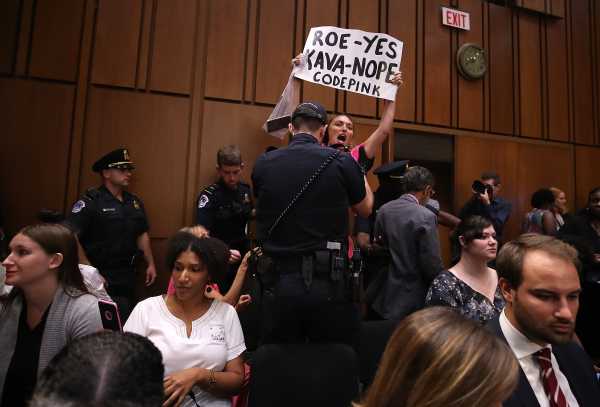 Kavanaugh hearing devolves into chaos in opening minutes