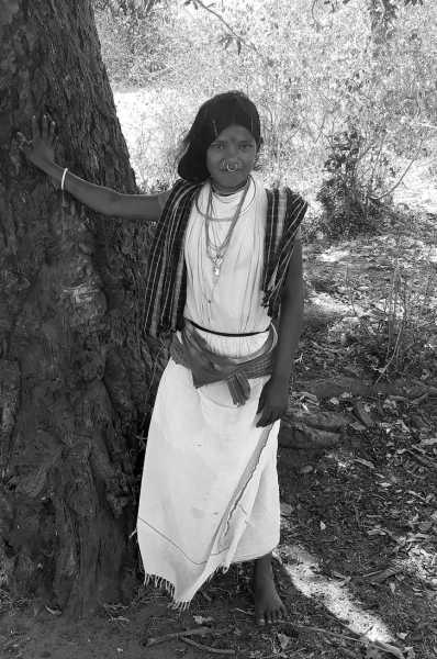 The Diverging Paths of Two Young Women Foretell the Fate of a Tribe in India | 