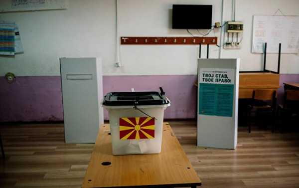 Leaders of Macedonia's Largest Opposition Party Refuse to Vote in Referendum