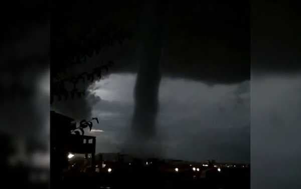 WATCH Two Menacing Waterspout Tornadoes Rage in Crimean City Feodosia