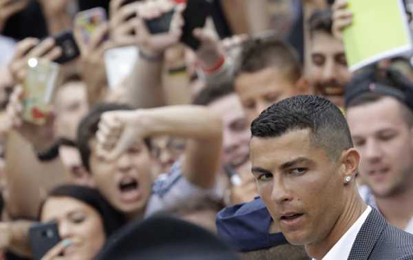 Ronaldo Snubs Player of Year Event Upon Receiving UEFA Leak - Reports