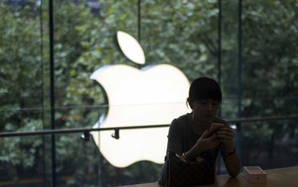 Chinese Spy Chips Discovered in Apple, Amazon Data Centers, Report Claims
