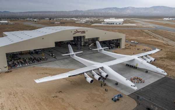 Taxi Tests for Paul Allen’s Stratolaunch Successfully Reach 90 mph (VIDEO)