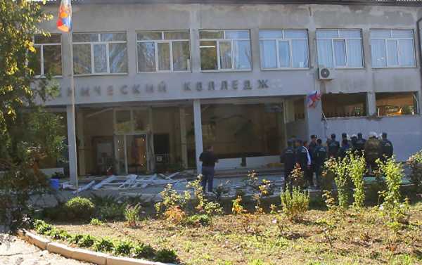 Farewell Ceremony for College Attack Victims Held in Crimea’s Kerch