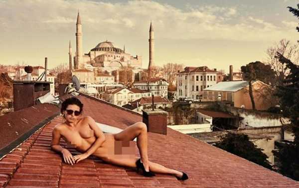 Playboy Cover Girl Flashes in Turkish Mosque, Strips on Istanbul's Roof (PHOTOS)