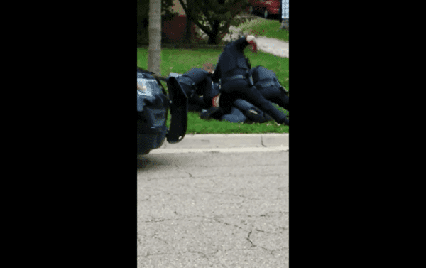 WATCH: Ohio Cops Caught Punching, Using Stun Gun on Pinned Suspect