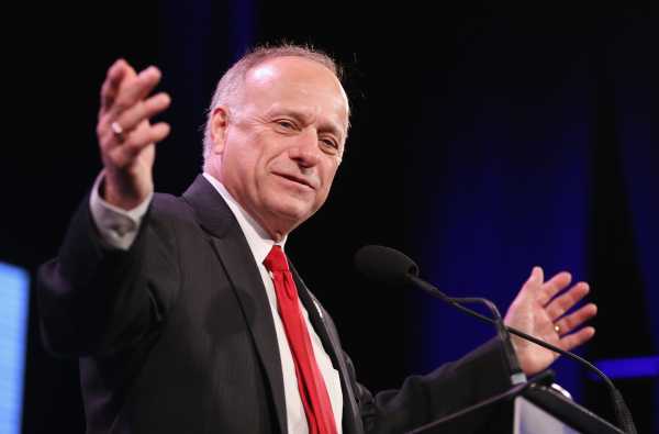 Steve King can’t handle a question about his white supremacist rhetoric