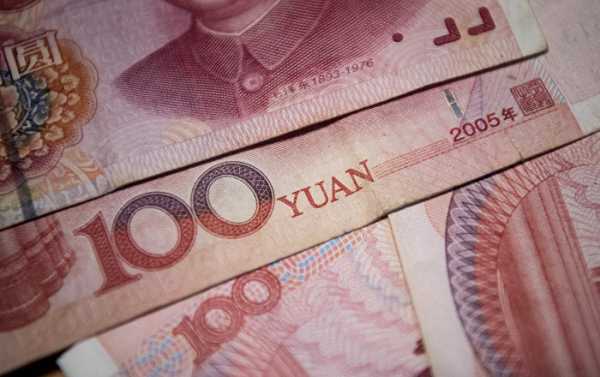 Russia, China Consider Bilateral Trade in National Currencies to Cut Dollar Use