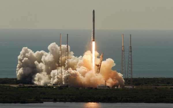 ‘SmallSat Express’: SpaceX Plans to Launch 71 Satellites at Once