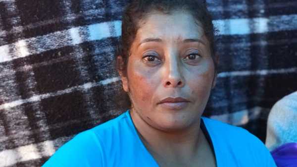 The Direct Gaze of Maria Meza, the Woman in a Viral Photo from the Border | 