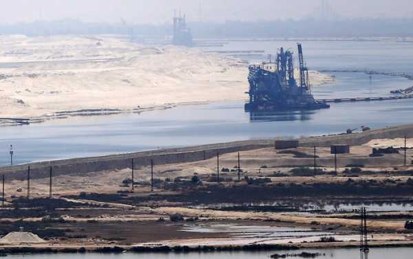 Russia, India, Iran to Discuss New Transport Route That Could Replace Suez Canal