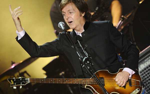 McCartney Spotted On Board Abramovich's Yacht Amid UK Visa Struggle - Reports