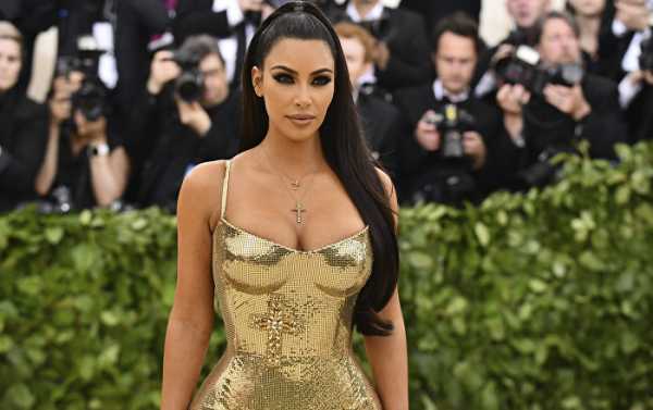 Kardashian Considers Giving Baby Jewellery to Markle in Bid to Be BFFs - Reports