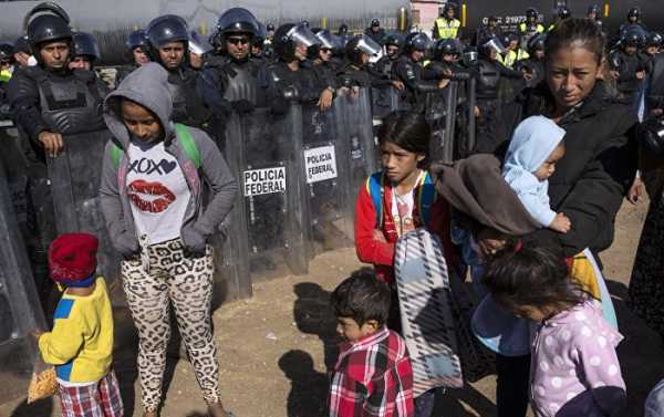 Tijuana Mayor Says Migrant Caravan Organisers Should Face Criminal Charges