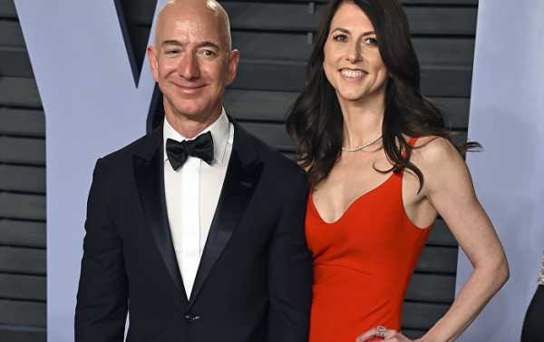 'Better Than Most Marriages': Twitter Meltdown Over Amazon CEO Bezos' Divorce
