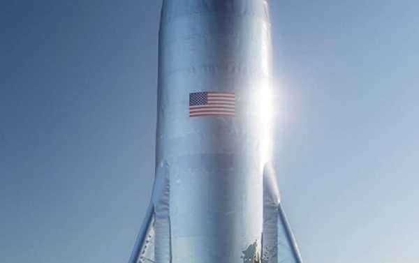 Elon Musk Unveils SpaceX Starship Test Vehicle (VIDEO)