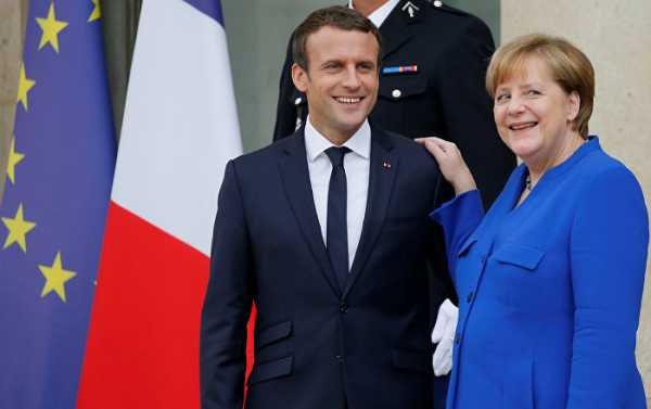 Macron, Merkel Arrive in Aachen and Sign New Treaty on Cooperation (VIDEO)