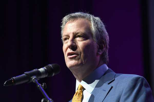 Bill de Blasio’s plan to guarantee health care for every New Yorker, explained