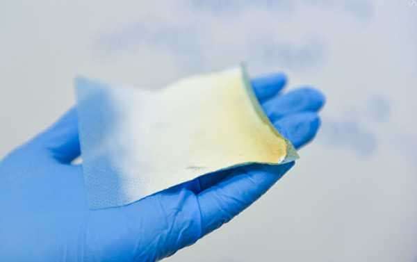 Dissolving on the Skin: Wound Dressing Material That Accelerates Healing