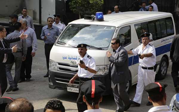 Police Officer Killed, Another Injured While Defusing Bomb in Cairo - Reports