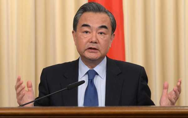 Chinese FM Expresses Concern Over Indian-Pakistani Tensions - Beijing