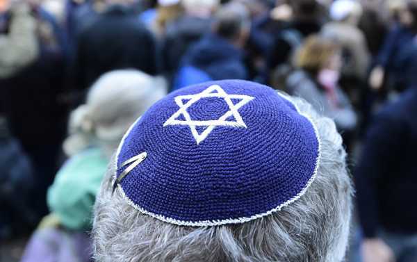 Political Past, Muslim Migration – Roots of European Antisemitism EXPLAINED